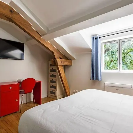 Elegante Maison A : Piscine Chauffee, Jardin Arbore, Terrasse Et Climatisation - Fr-1-489-494 Дом отдыха