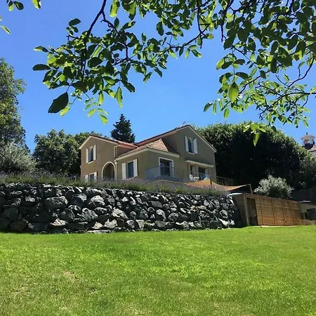 Elegante Maison A : Piscine Chauffee, Jardin Arbore, Terrasse Et Climatisation - Fr-1-489-494 Vichy