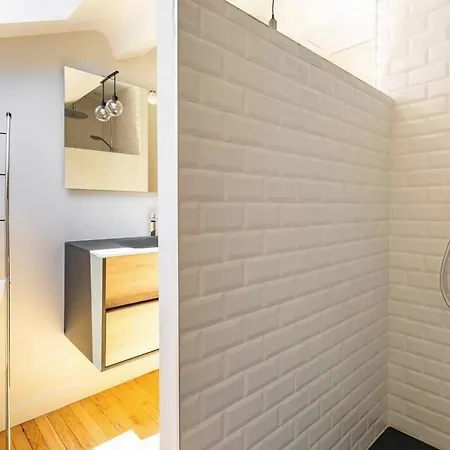 Elegante Maison A : Piscine Chauffee, Jardin Arbore, Terrasse Et Climatisation - Fr-1-489-494 * Виши